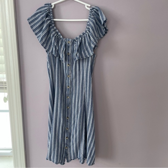 American Eagle Outfitters Other - American Eagle Outfitters Girls Blue & White Striped Dress. Size XS